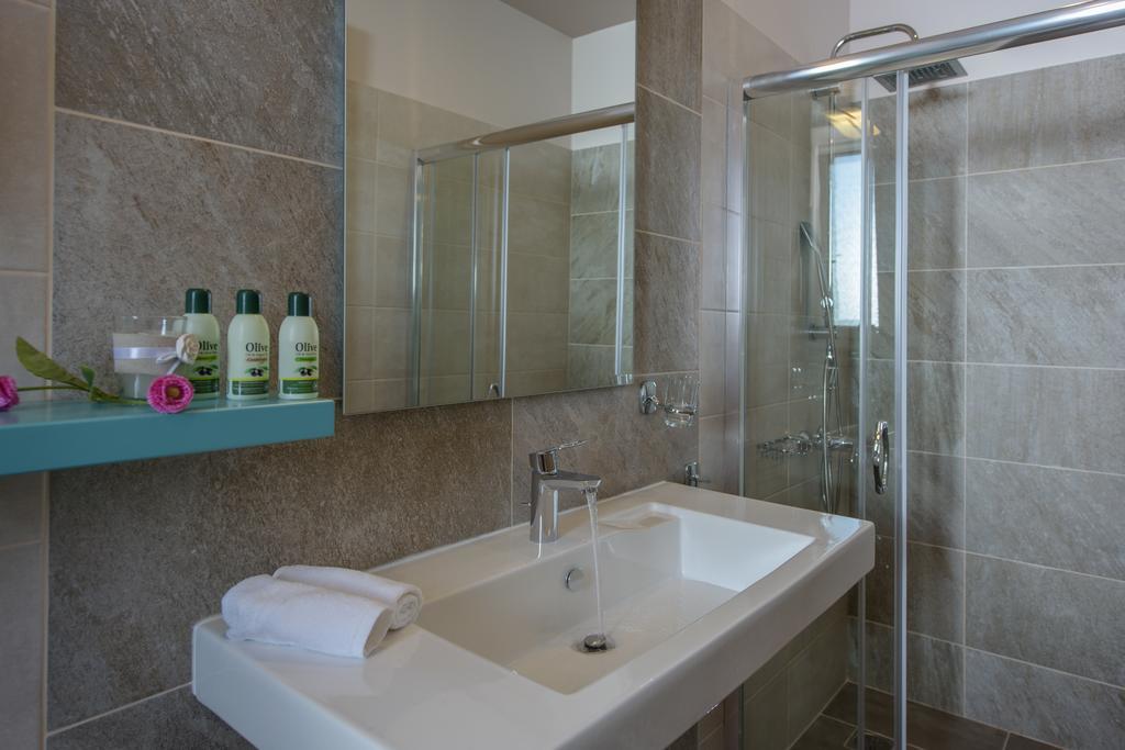 Koukos Villas Stalos Ruang foto